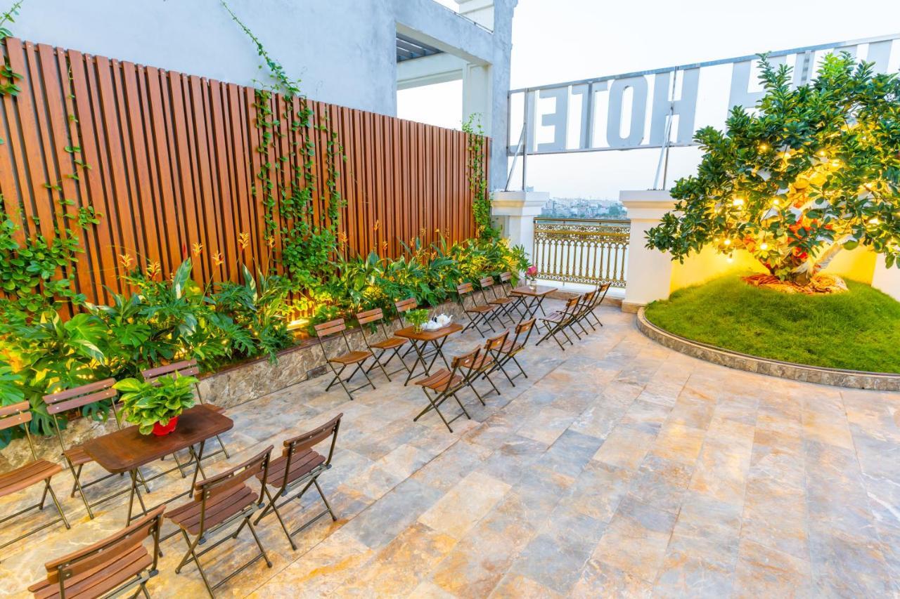 Cm Hotel & Apartment Хайфонг Екстериор снимка