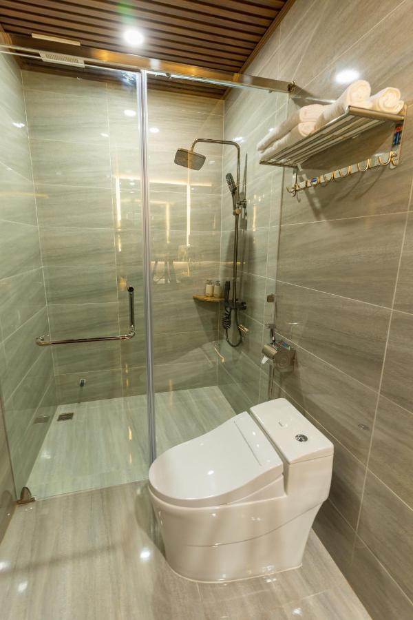 Cm Hotel & Apartment Хайфонг Екстериор снимка