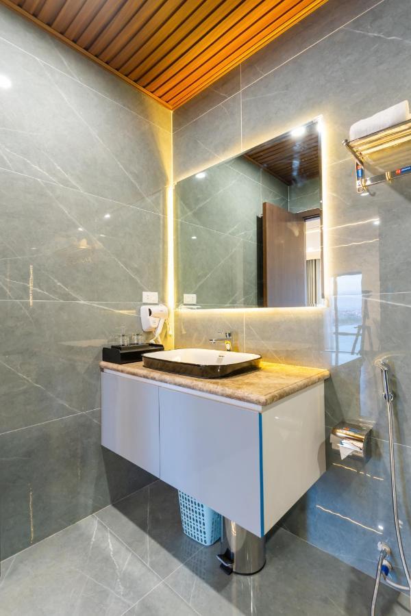 Cm Hotel & Apartment Хайфонг Екстериор снимка